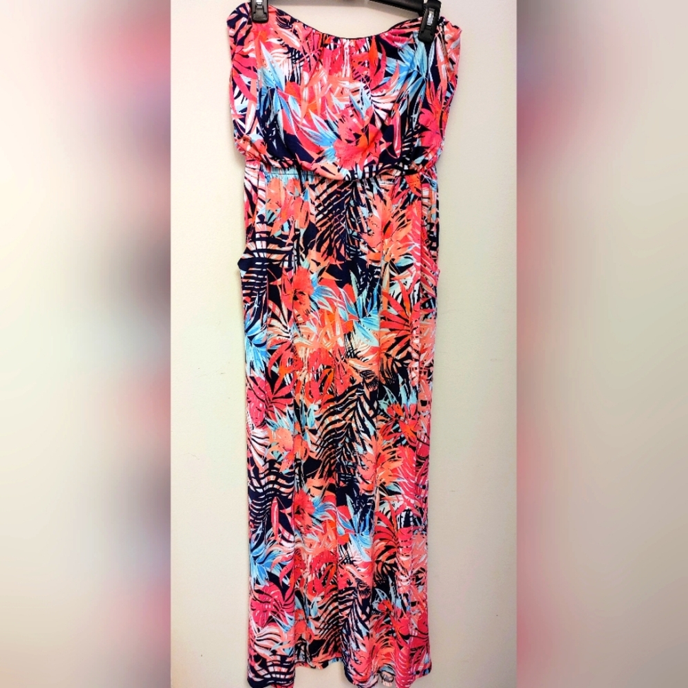 Strapless bamboo print dress